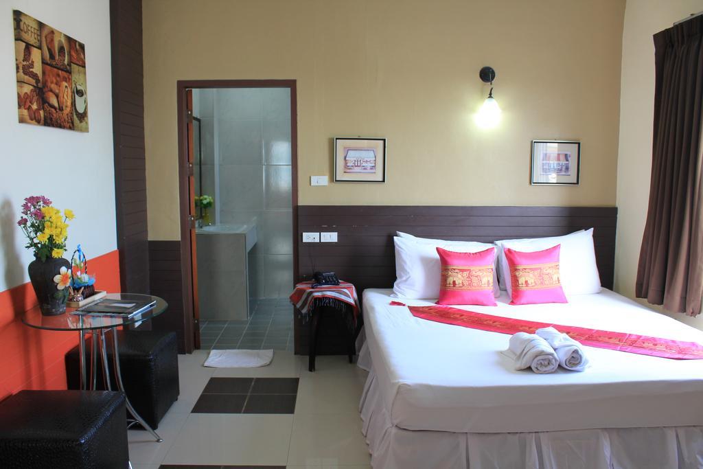 Mook Anda Hotel 푸껫 외부 사진