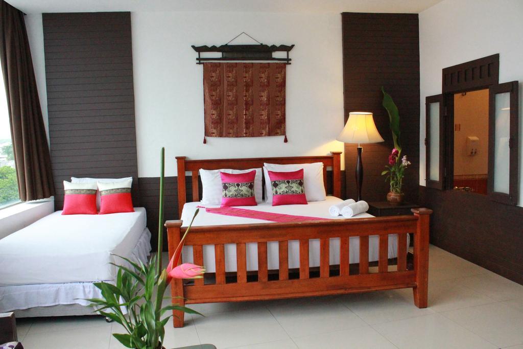 Mook Anda Hotel 푸껫 외부 사진