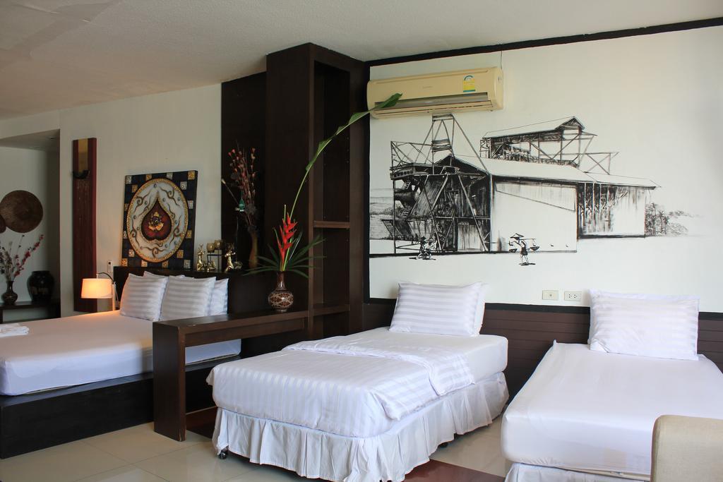 Mook Anda Hotel 푸껫 외부 사진